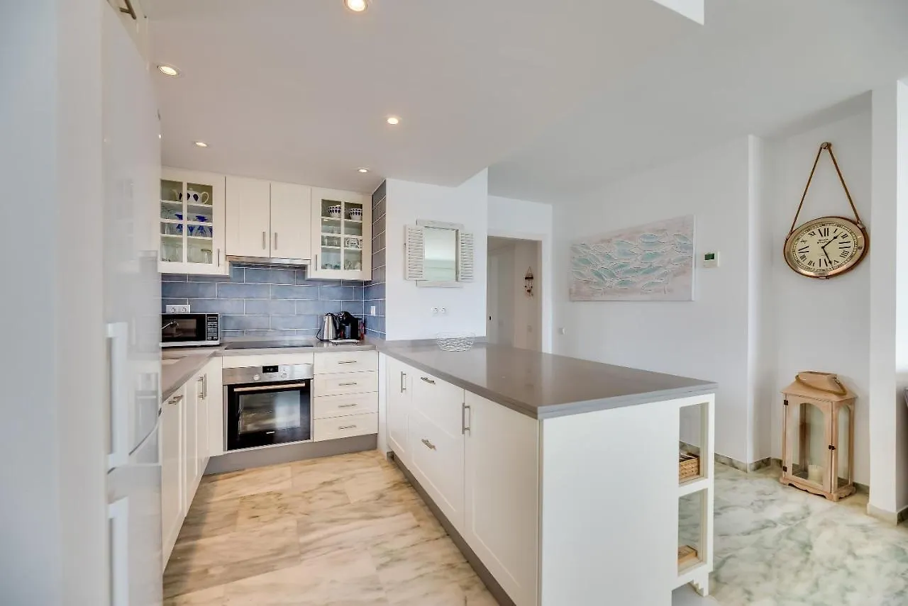 Estepona Beach Apartment 0*,  Spain