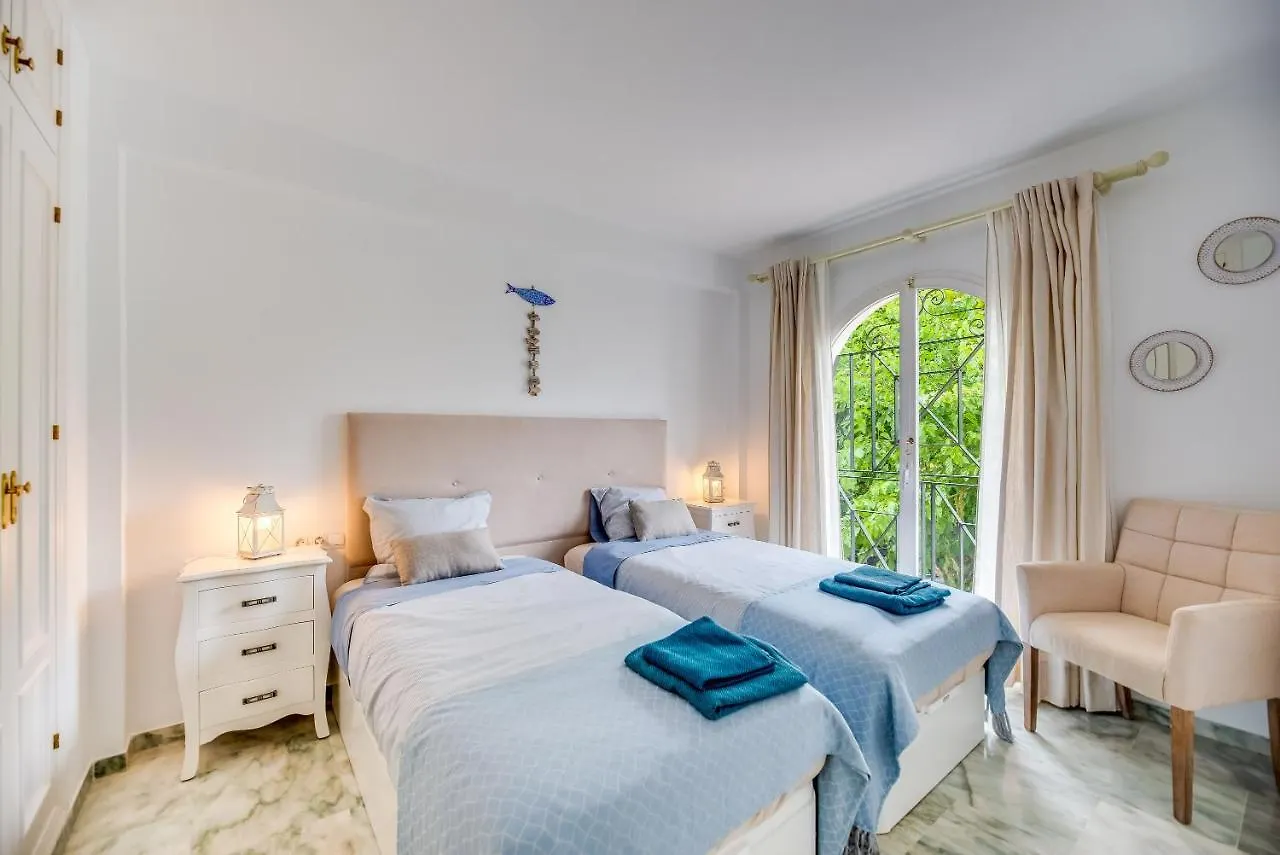 Estepona Beach Apartment 0*,